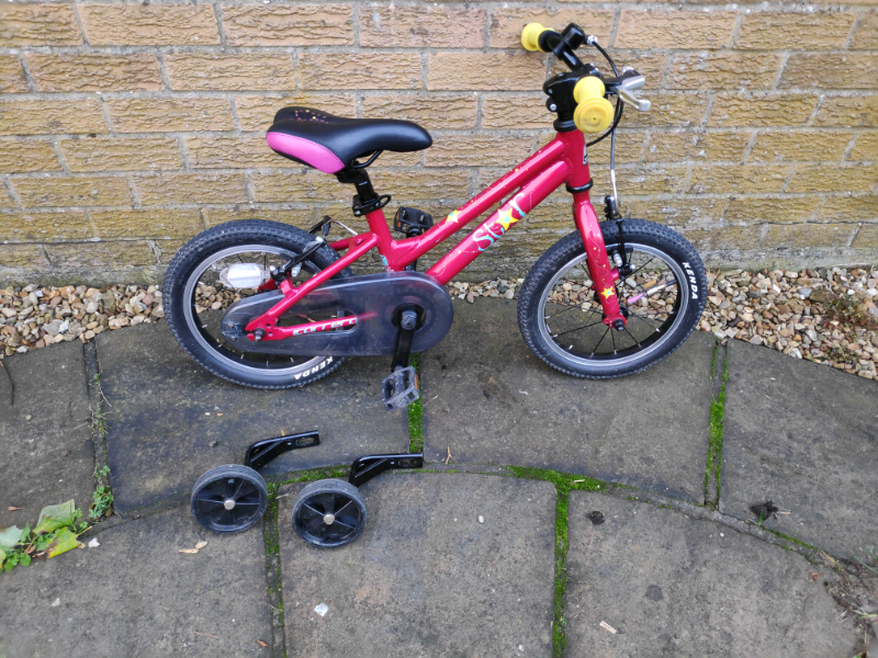 carrera 14 inch bike